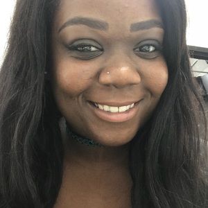 Meet your Posher, Shantel